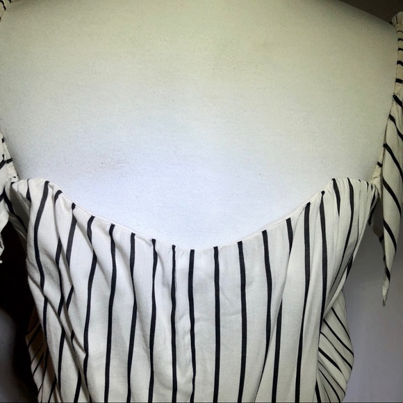 Romper - Picture 4 of 7